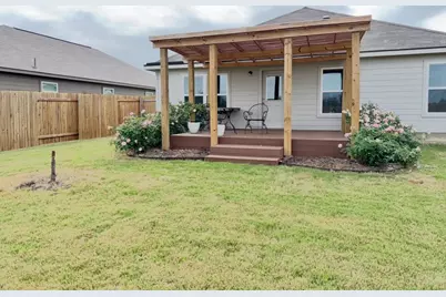 14108 Hacienda Estates Dr Drive, Elgin, TX 78621 - Photo 22