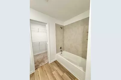 14108 Hacienda Estates Dr Drive, Elgin, TX 78621 - Photo 12