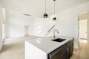 334 Lake Dr, Buchanan Dam, TX 78609 - Photo 18