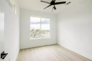 334 Lake Dr, Buchanan Dam, TX 78609 - Photo 24