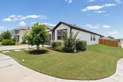 158 Gullivers Drive, Elgin, TX 78621 - Photo 4