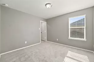 128 Carrington St, Hutto, TX 78634 - Photo 28
