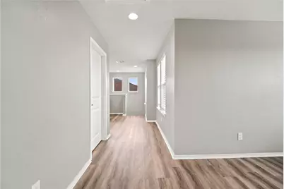 128 Carrington Street, Hutto, TX 78634 - Photo 32