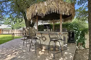6 Candleleaf Ct, The Hills, TX 78738 - Photo 12
