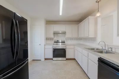 606 Redbud Drive, Copperas Cove, TX 76522 - Photo 10