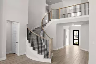 108 Rightfield Dr, Liberty Hill, TX 78642 - Photo 2