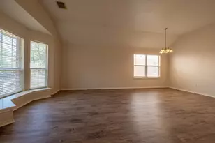 1727 Rosenborough Ln, Round Rock, TX 78665 - Photo 2