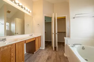 1727 Rosenborough Ln, Round Rock, TX 78665 - Photo 14