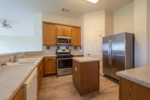 1727 Rosenborough Ln, Round Rock, TX 78665 - Photo 8