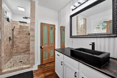 1402 Pecan Street, Bastrop, TX 78602 - Photo 24