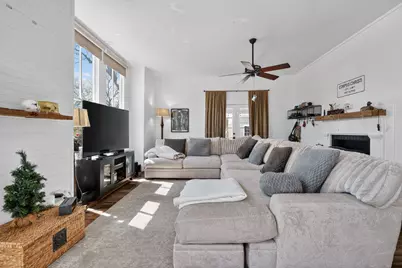 1402 Pecan Street, Bastrop, TX 78602 - Photo 12