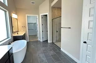 812 S Hemingway Loop, Liberty Hill, TX 78642 - Photo 10