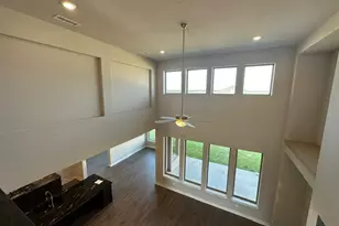 812 S Hemingway Loop, Liberty Hill, TX 78642 - Photo 12