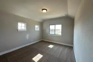 812 S Hemingway Loop, Liberty Hill, TX 78642 - Photo 14