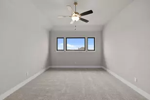 812 S Hemingway Loop, Liberty Hill, TX 78642 - Photo 24