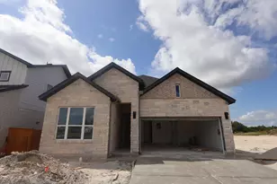 194 Norway Spruce St, Dripping Springs, TX 78620 - Photo 2