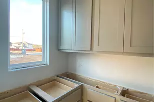 1032 Sonata Pl, Round Rock, TX 78681 - Photo 4