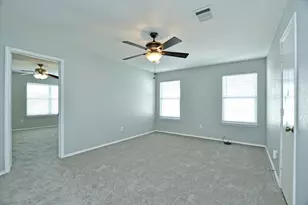 102 Blanco Woods Blvd, Elgin, TX 78621 - Photo 12