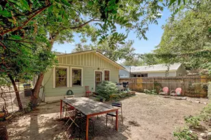 1006 E 44th St, Austin, TX 78751 - Photo 16