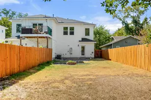 1121 Walton Ln, Austin, TX 78721 - Photo 38