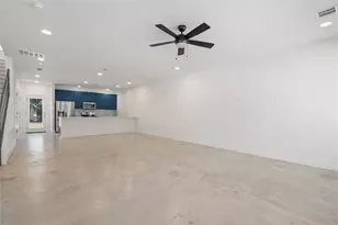 1121 Walton Ln, Austin, TX 78721 - Photo 6