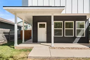 1121 Walton Ln, Austin, TX 78721 - Photo 4