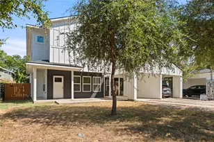 1121 Walton Ln, Austin, TX 78721 - Photo 1