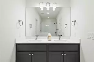 1121 Walton Ln, Austin, TX 78721 - Photo 24