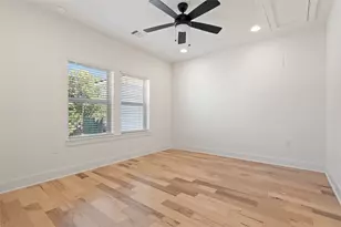 1121 Walton Ln, Austin, TX 78721 - Photo 20