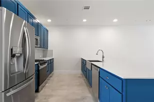 1121 Walton Ln, Austin, TX 78721 - Photo 16