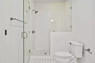 1121 Walton Ln, Austin, TX 78721 - Photo 26