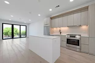 2209 S 1st St, Austin, TX 78704 - Photo 2