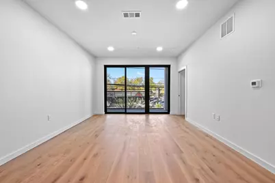 2209 S 1st Street #218, Austin, TX 78704 - Photo 6