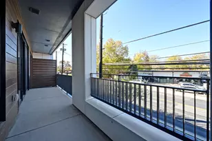 2209 S 1st St, Austin, TX 78704 - Photo 16