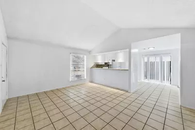 5619 Jacaranda Drive, Austin, TX 78744 - Photo 4