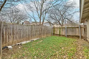 5619 Jacaranda Dr, Austin, TX 78744 - Photo 20