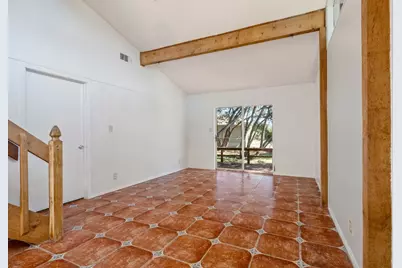 302 Venture Boulevard S, Lago Vista, TX 78645 - Photo 8