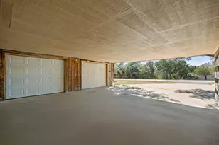 302 Venture Blvd S, Lago Vista, TX 78645 - Photo 12