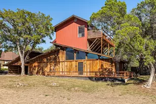 302 Venture Blvd S, Lago Vista, TX 78645 - Photo 1