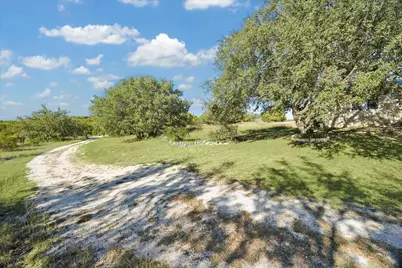 1091 Alta Vista Road, Spicewood, TX 78669 - Photo 4
