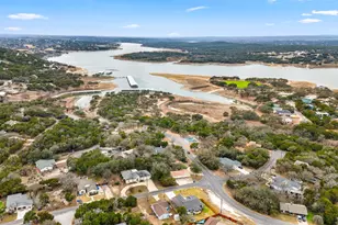 21461 Coyote Trail, Lago Vista, TX 78645 - Photo 22