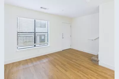 711 W 32nd Street #109, Austin, TX 78705 - Photo 6