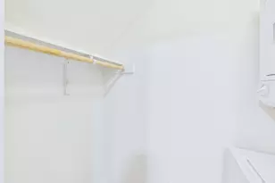 711 W 32nd St, Austin, TX 78705 - Photo 10