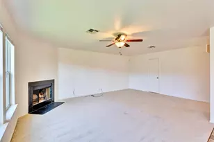 5204 Bahan, Del Valle, TX 78617 - Photo 6