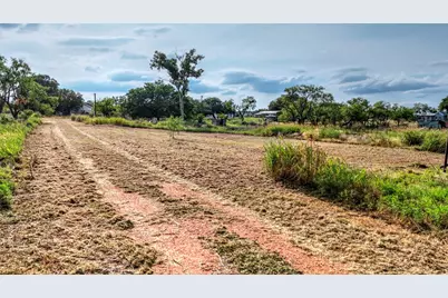 114 Center Street, Valley Spring, TX 76885 - Photo 4