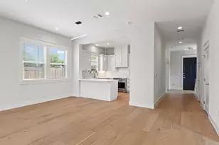 3802 Tower View Ct, Austin, TX 78723 - Photo 12