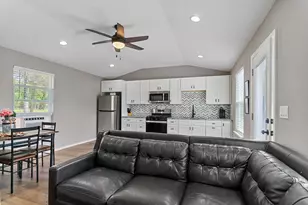 129 Valley Spur, Smithville, TX 78957 - Photo 36