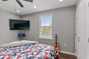 129 Valley Spur, Smithville, TX 78957 - Photo 30