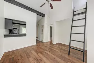 1010 W 23rd St, Austin, TX 78705 - Photo 8