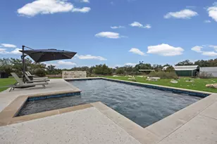 225 Spicewood Trails Dr, Spicewood, TX 78669 - Photo 2